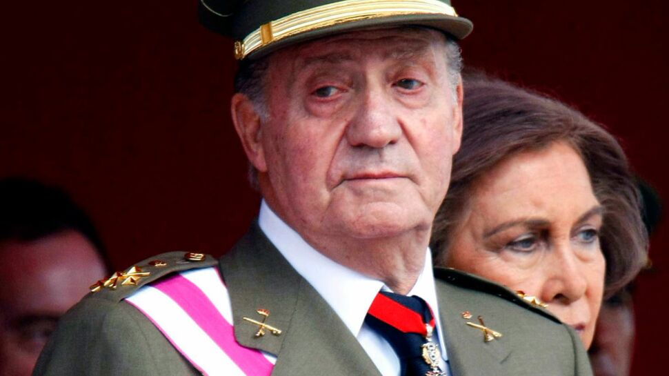 Juan Carlos, le roi d'Espagne abdique, son fils Felipe lui succède