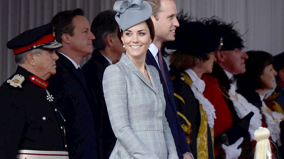 Kate Middleton : les premières photos de son baby bump