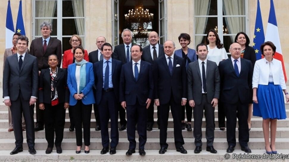 Démission du gouvernement Valls : Qui part, qui reste ?