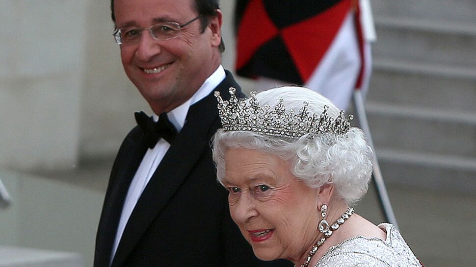 Les gaffes de François Hollande face à la Reine d'Angleterre