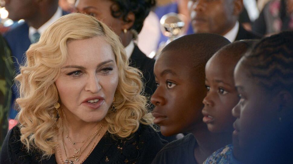 Photo - Madonna : première photo de famille complète, avec ses 6 enfants