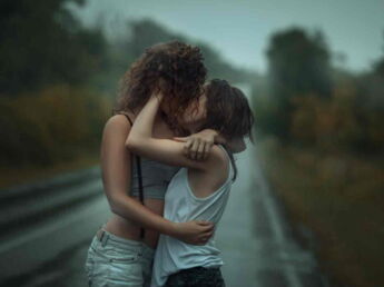 Deux adolescentes emprisonnées pour "homosexualité"