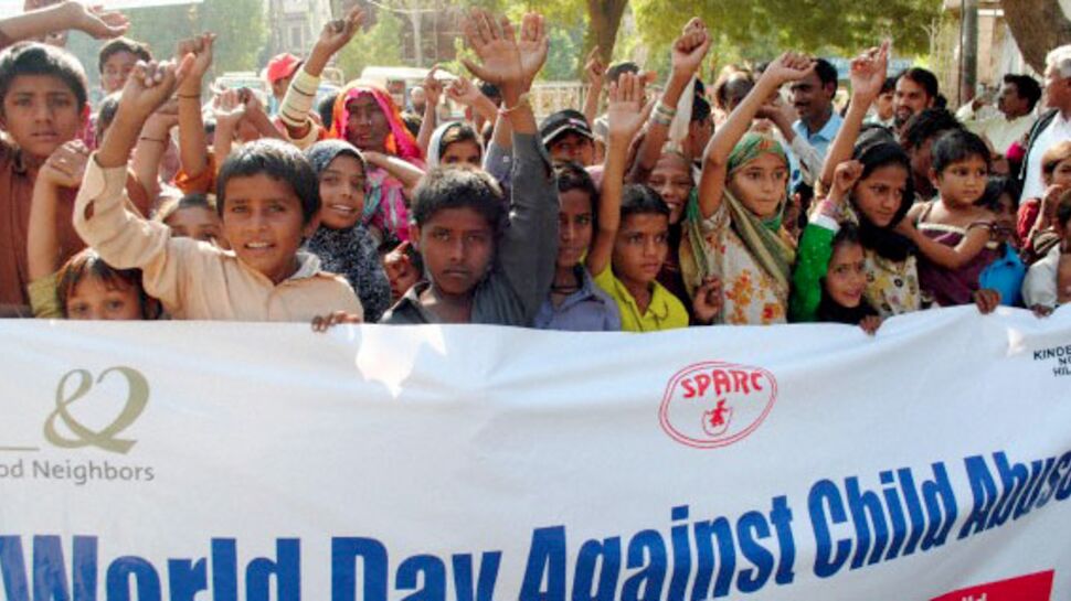 Pakistan : près de 300 enfants violés et filmés