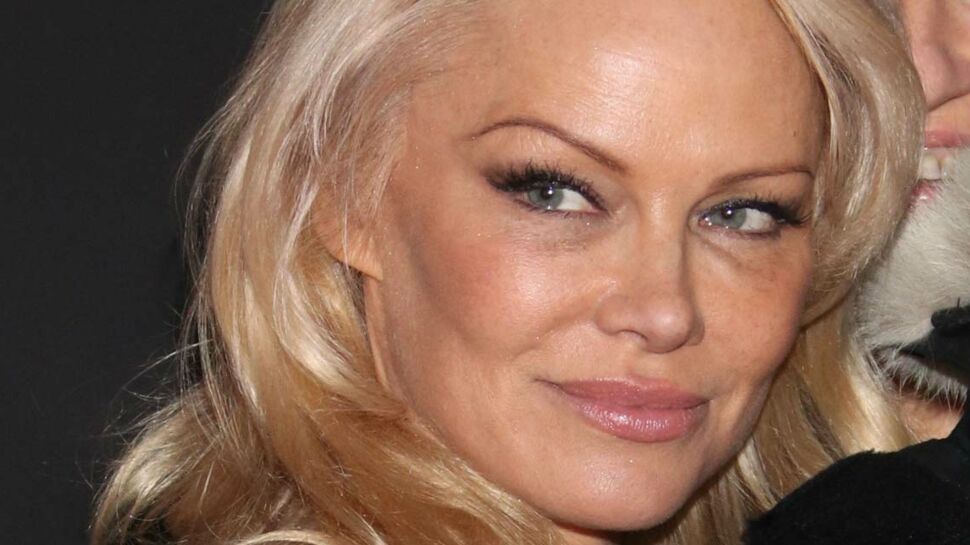 Pamela Anderson quitte les Etats-Unis pour Marseille avec son compagnon français