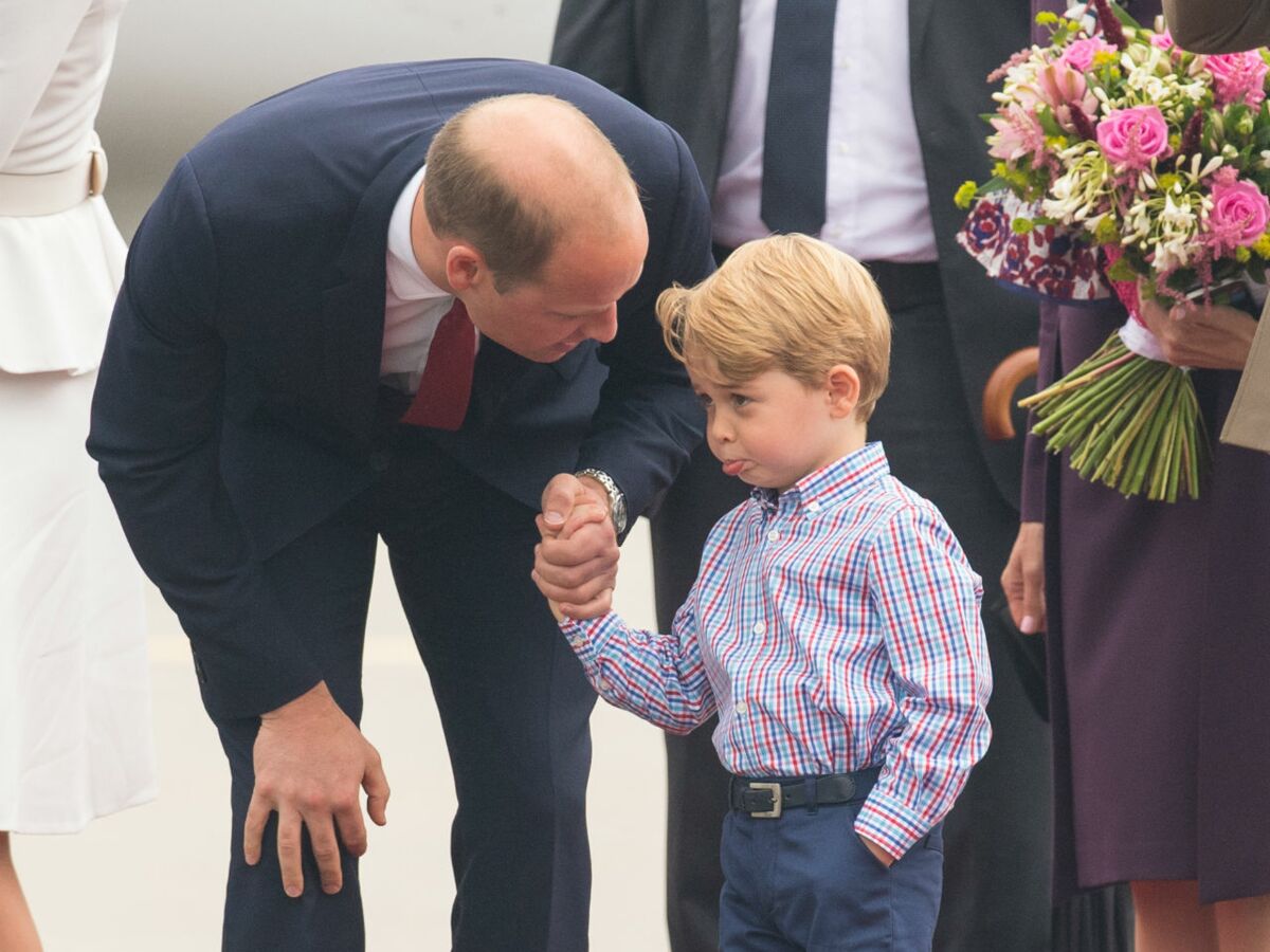 Photos Le Prince George Qui Boude Et Se Fait Gronder Par William Fait Craquer La Toile Femme Actuelle Le Mag