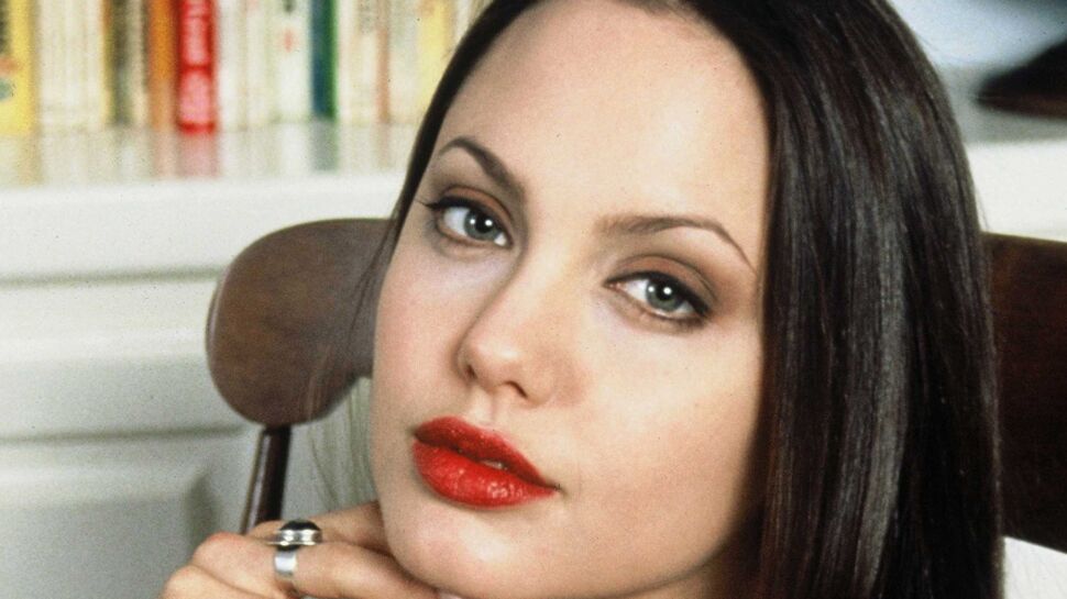 Photos - Angelina Jolie fête son anniversaire : son évolution en images