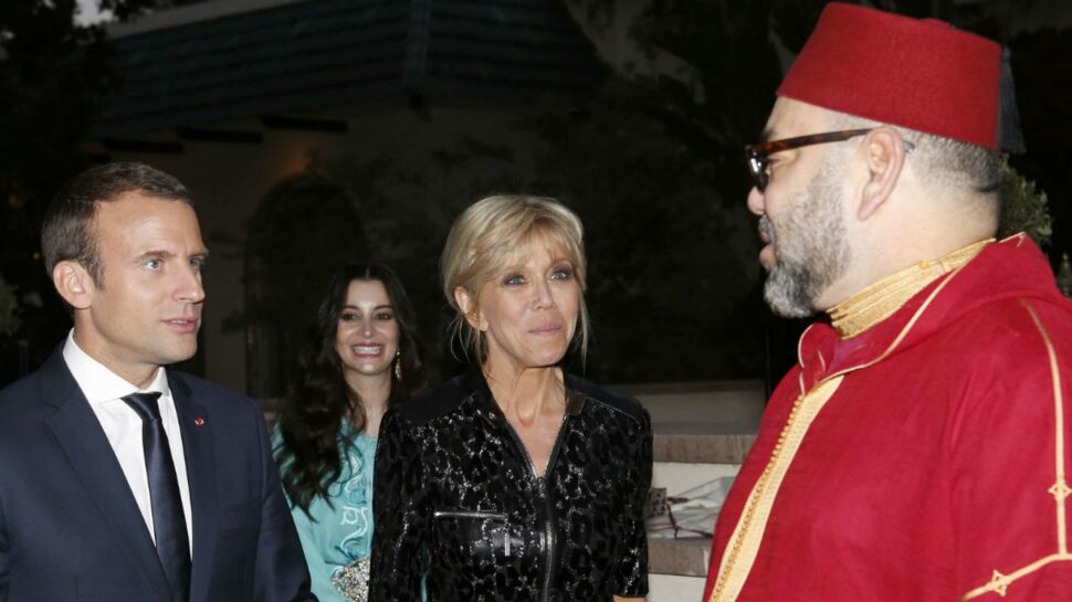 Photos - Brigitte Macron en longue robe noire scintillante pour rompre le jeûne au Maroc