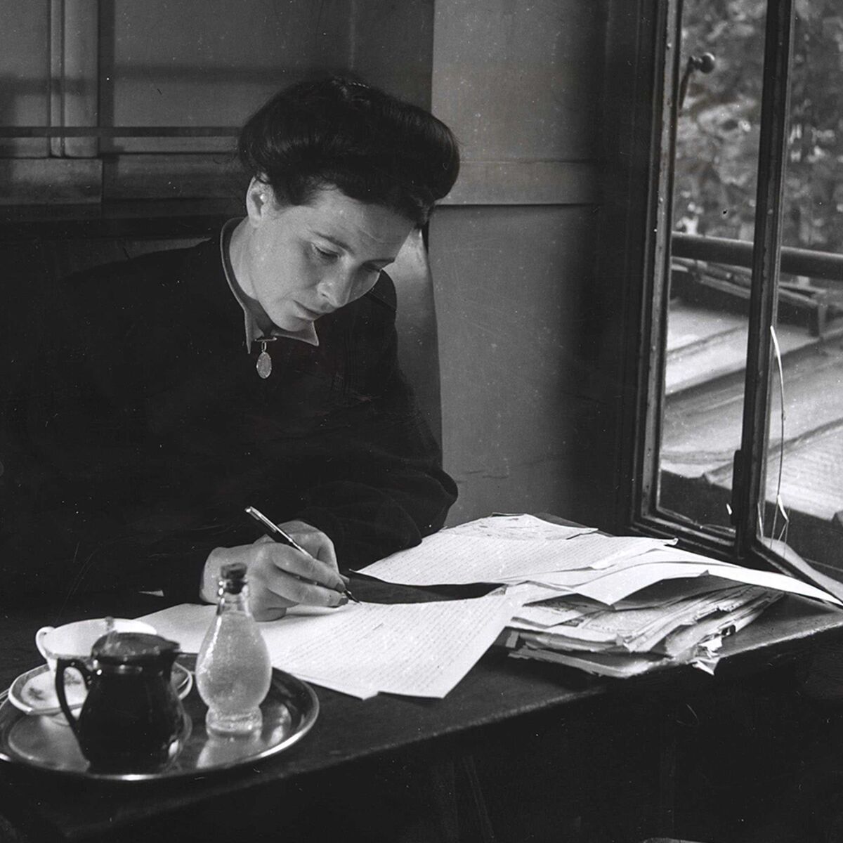 Photos – Les plus beaux clichés de Simone de Beauvoir : Femme Actuelle Le  MAG