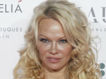 Photo Pamela Anderson Refaite Et Compl Tement M Connaissable Femme Actuelle Le Mag