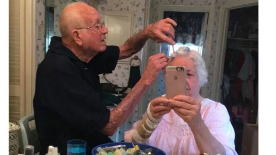 Photo : un couple de seniors plus amoureux que jamais