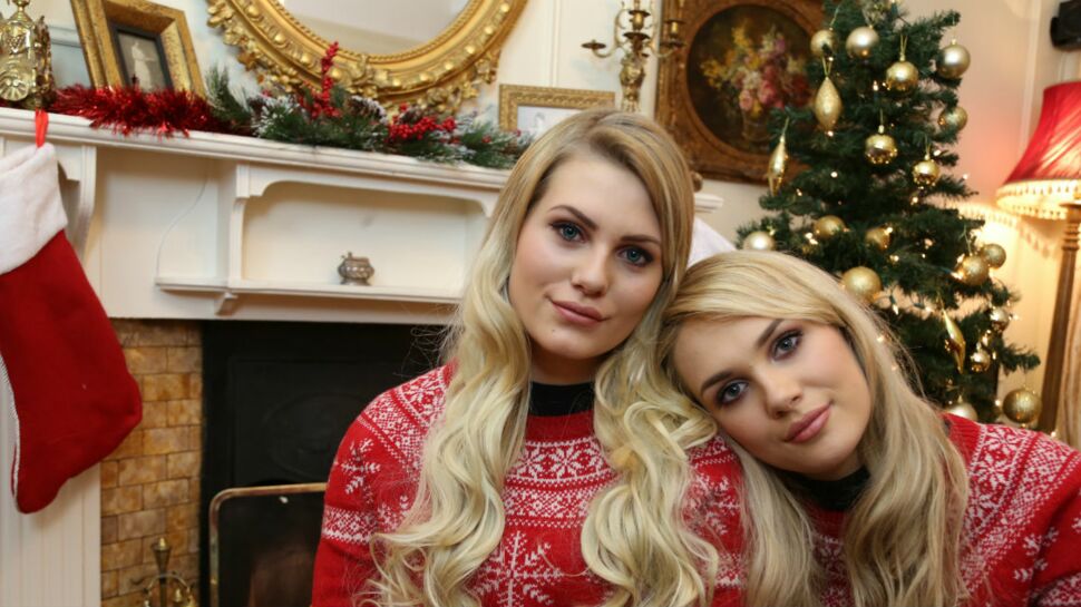 Magie de Noël : non, ces deux jeunes filles ne sont pas sœurs jumelles