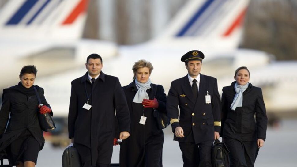 Vols vers Téhéran : contre le port du voile, les hôtesses d’Air France obtiennent gain de cause