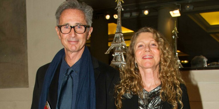 Qui Sont Les Parents De Thierry Lhermitte Thierry Lhermitte : qui est Hélène, sa femme qui partage sa vie depuis