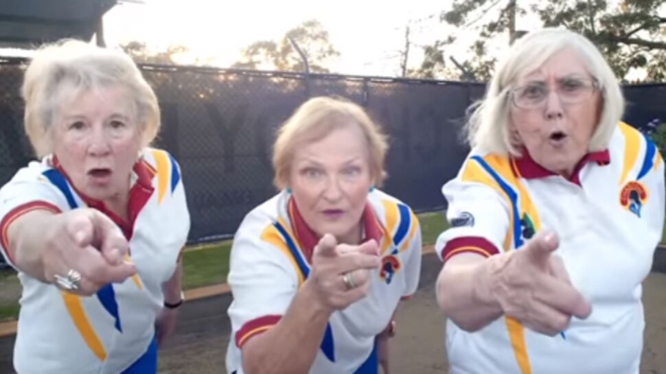 VIDÉO - Trois mamies australiennes parodient Beyoncé pour sauver leur club de bowling