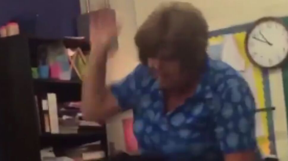 (VIDEO) Texas : une enseignante frappe violemment un élève