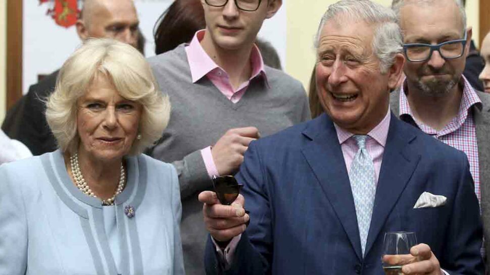 De nouvelles révélations sur les infidélités du Prince Charles provoquent la fureur de Camilla