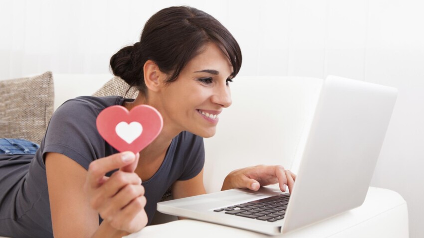 Retrouver Son Amour De Jeunesse Sur Internet Femme Actuelle Le Mag