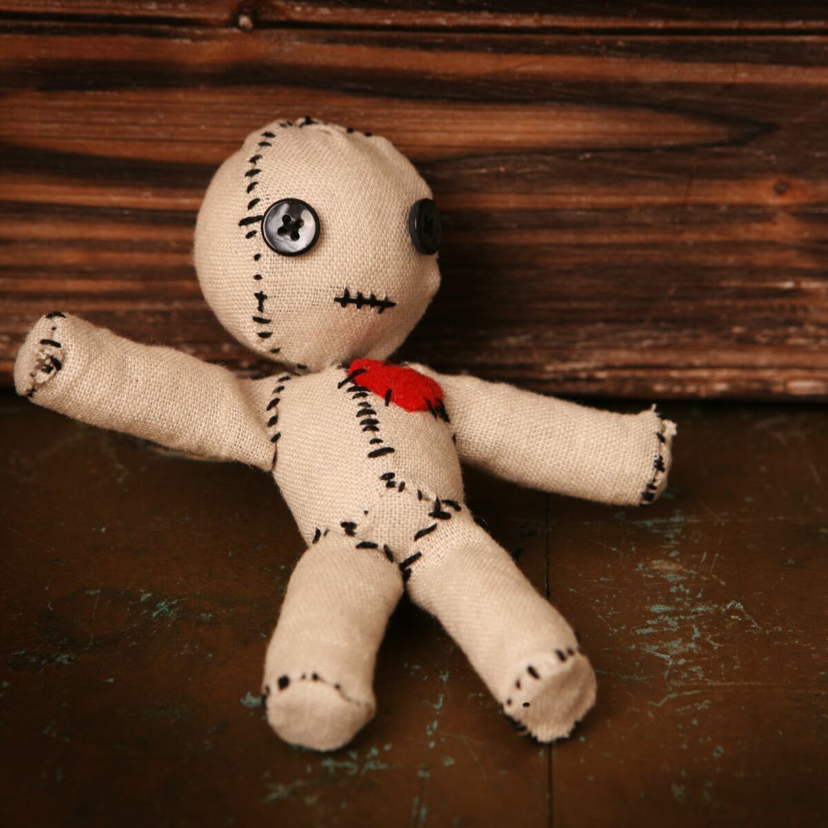 что делать с куклой вуду phasmophobia фото 119