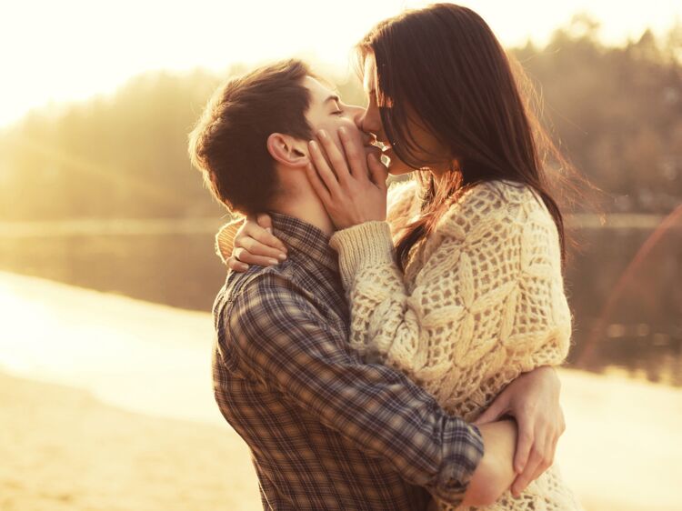 Actions homme amoureux [PUNIQRANDLINE-(au-dating-names.txt) 24