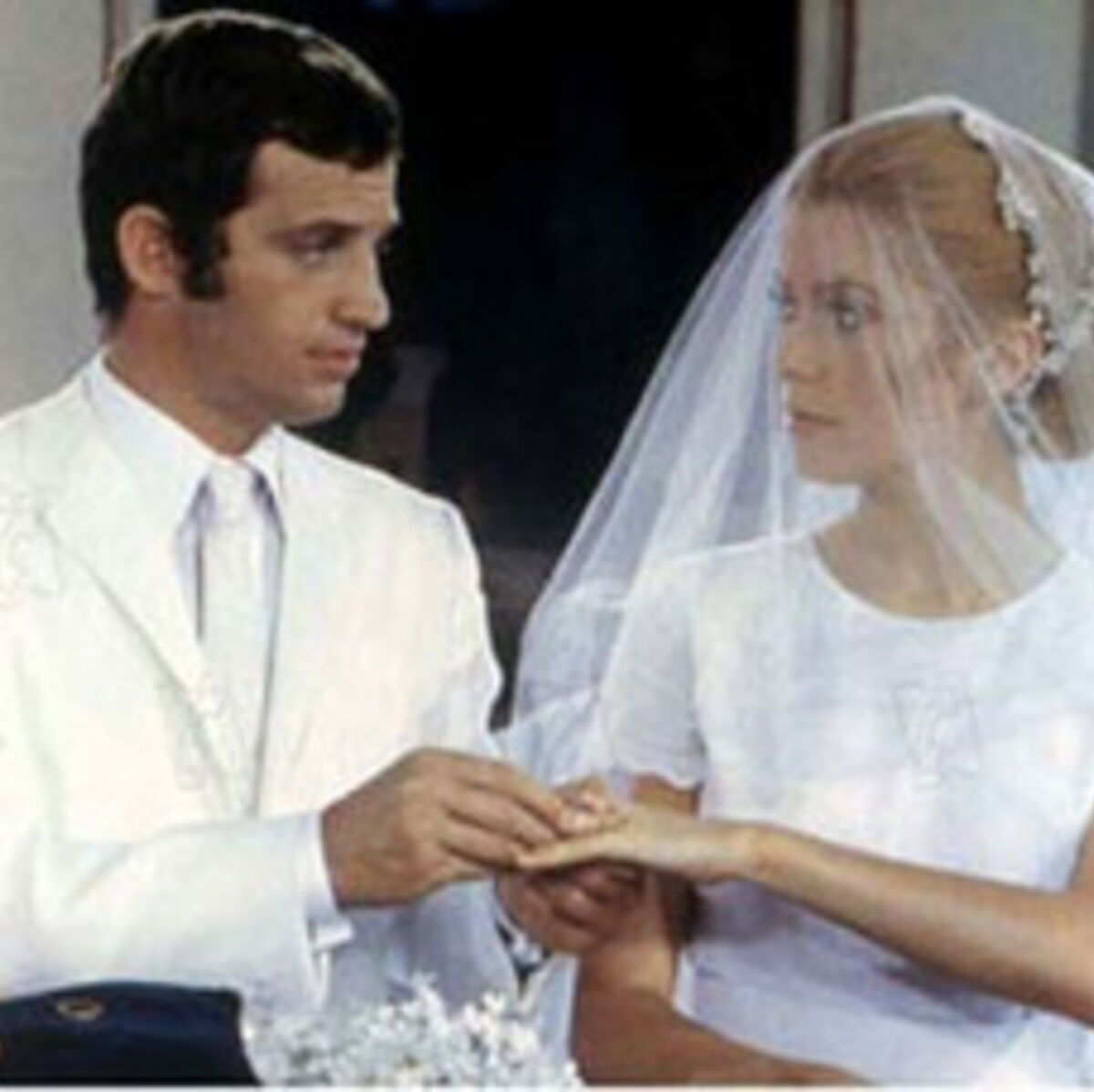 Alliances Et Bagues De Fiancailles Les Tendances Femme Actuelle Le Mag