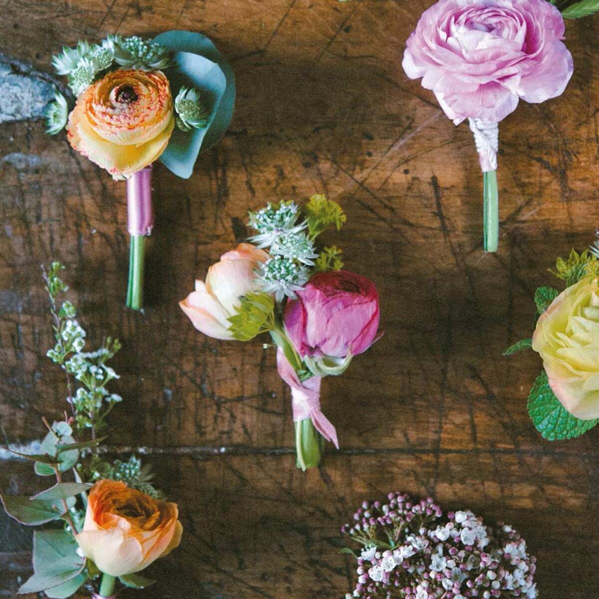 Déco mariage : je crée ma boutonnière fleurie : Femme Actuelle Le MAG