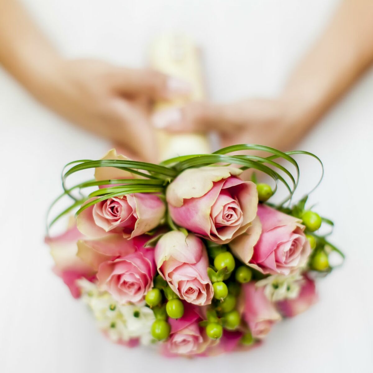 Mariage : que faire de son bouquet après la cérémonie ? : Femme Actuelle Le  MAG
