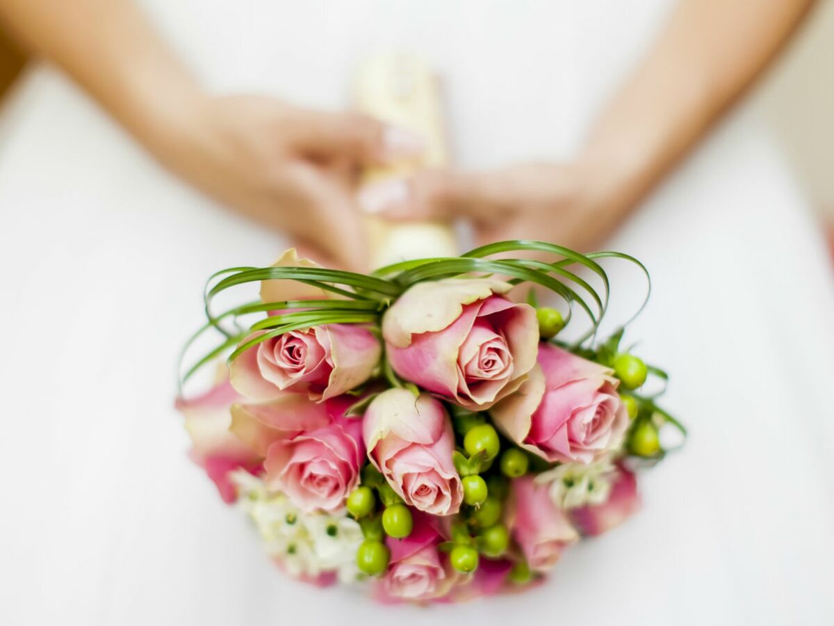 Mariage : que faire de son bouquet après la cérémonie ? : Femme Actuelle Le  MAG