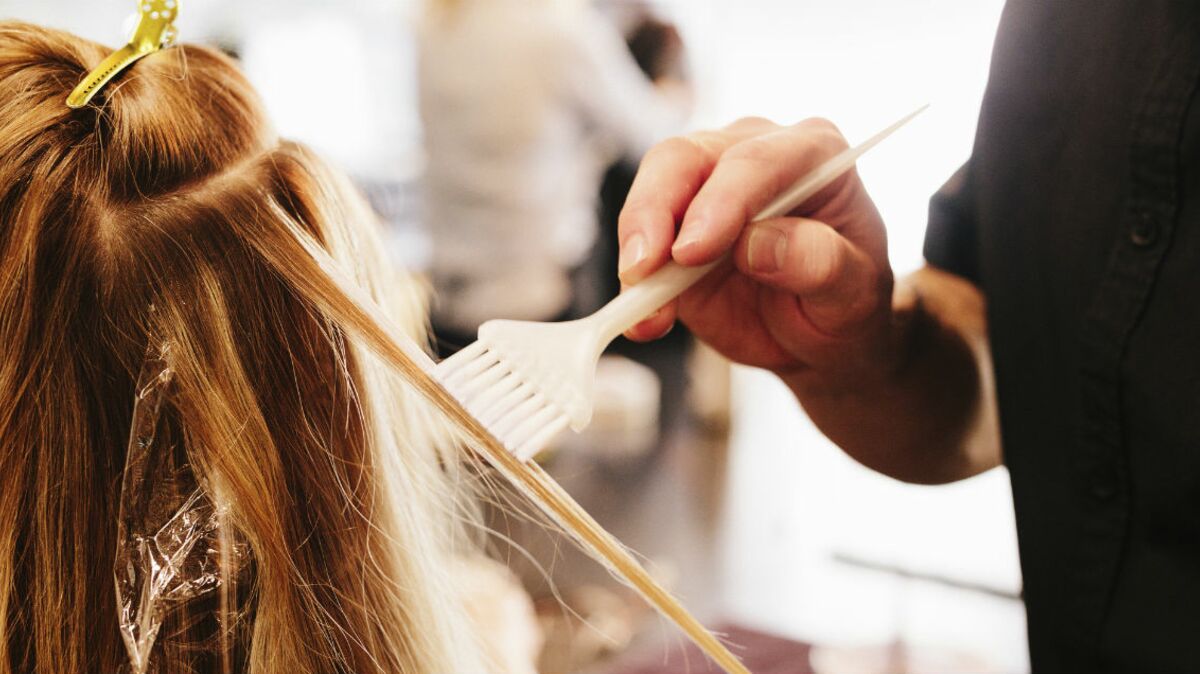 La Coloration Maison Au Henne Mode D Emploi Femme Actuelle Le Mag