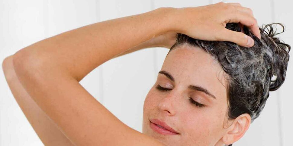 Bicarbonate de soude, bon ou mauvais pour se laver les cheveux ?