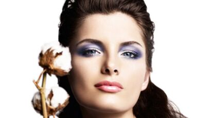 Eyeliner blanc : découvrez la plus grande tendance maquillage de 2022 :  Femme Actuelle Le MAG