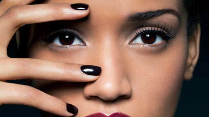 Make Up Comment Se Faire Des Yeux De Chat Femme Actuelle Le Mag