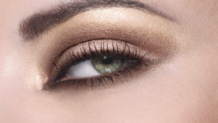 Le regard smoky nude