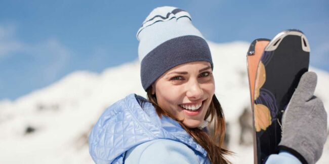 7 bons réflexes pour protéger votre peau aux sports d’hiver