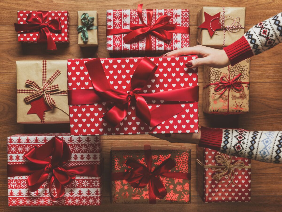 Des cadeaux de Noël pour l'enfant, mais qui sont « utiles pour son