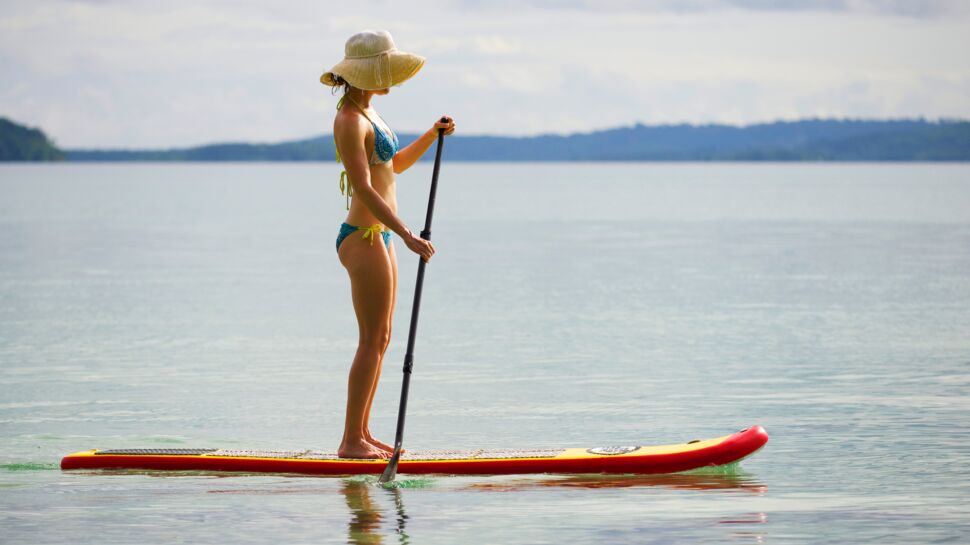 Posture, souffle, équilibre... 5 raisons de se mettre au stand-up paddle !