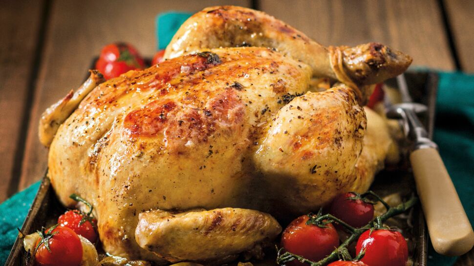 Comment cuire un poulet au four, à la poêle ou en cocotte