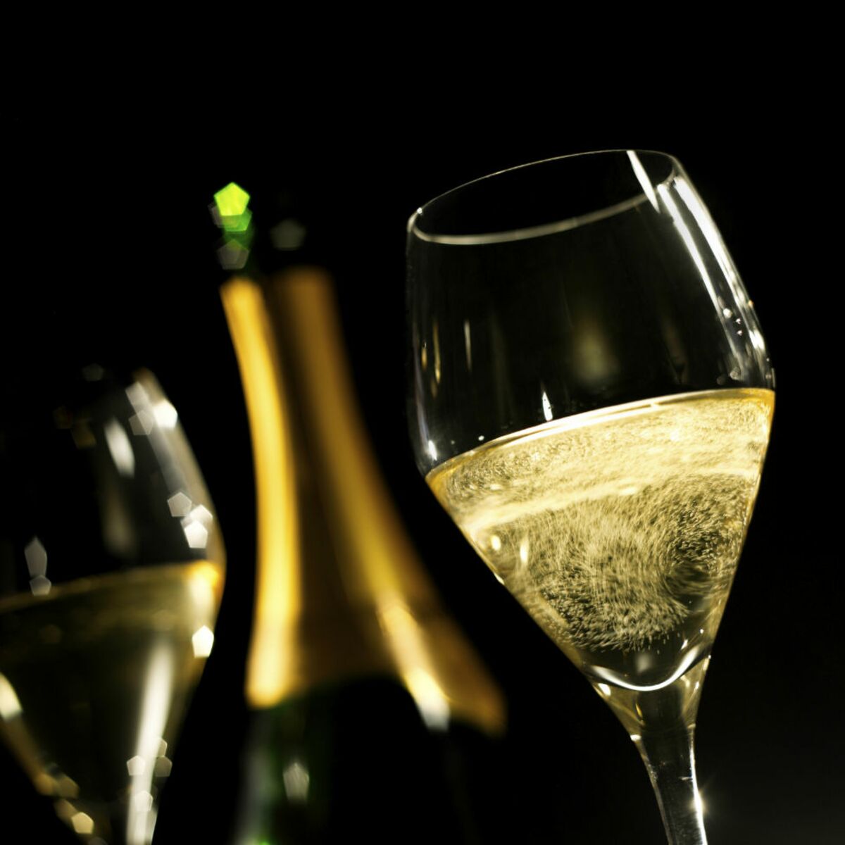 Comment choisir le meilleur verre pour déguster le champagne ? – G.H.Mumm