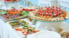 Buffet De Mariage Fait Maison 20 Idees Pour Bluffer Vos Invites Femme Actuelle Le Mag