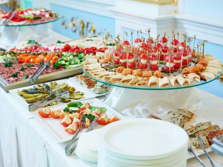 Vin d’honneur fait maison nos idées recettes pour le buffet Femme