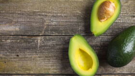 Comment Faire Murir Un Avocat Plus Vite Nos 3 Astuces En Video Femme Actuelle Le Mag