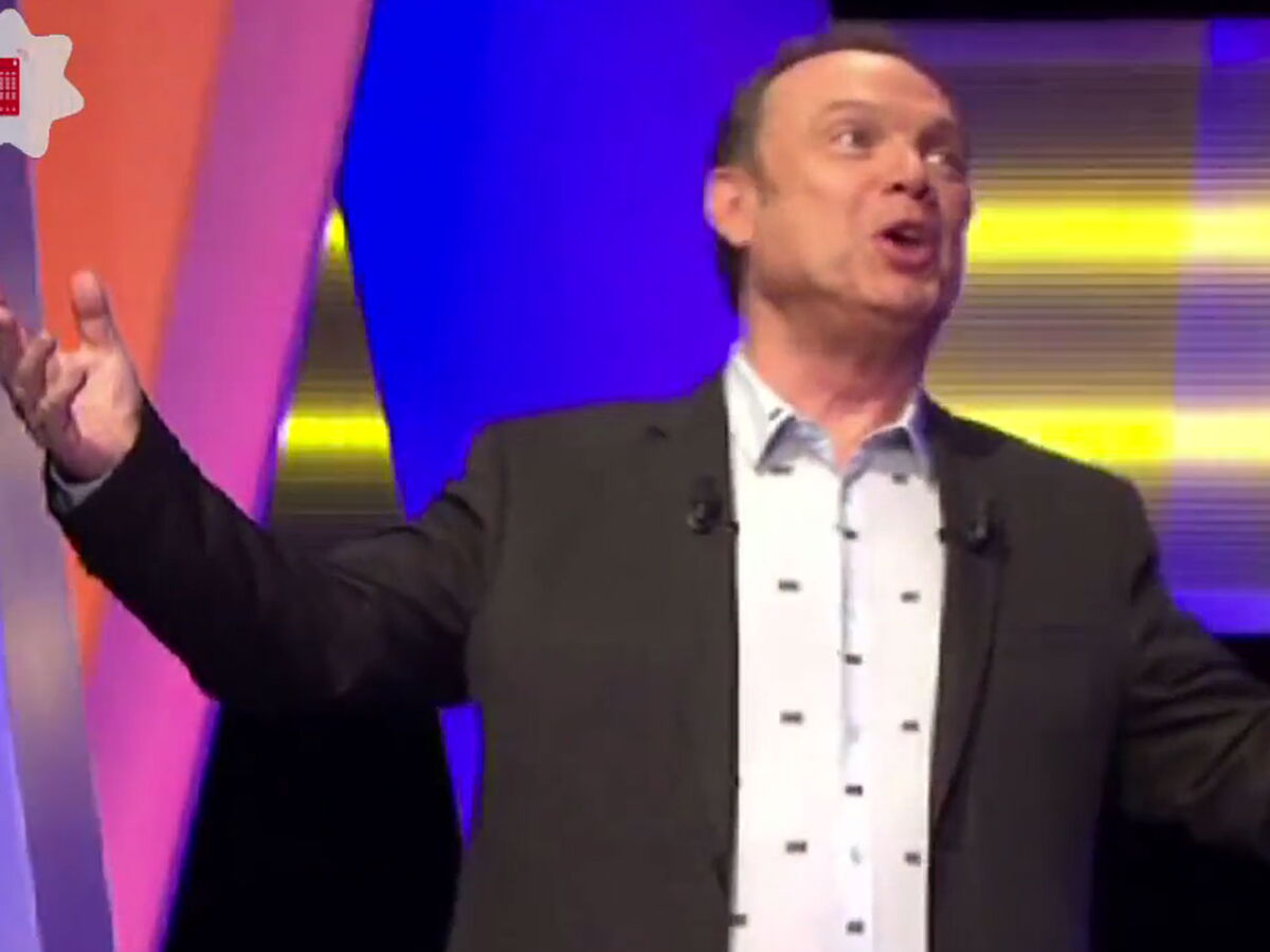 Zapping Jeux Tele Un Joyeux Anniversaire A Julien Lepers Teinte Du Gros Coup De Gueule De Nagui Femme Actuelle Le Mag