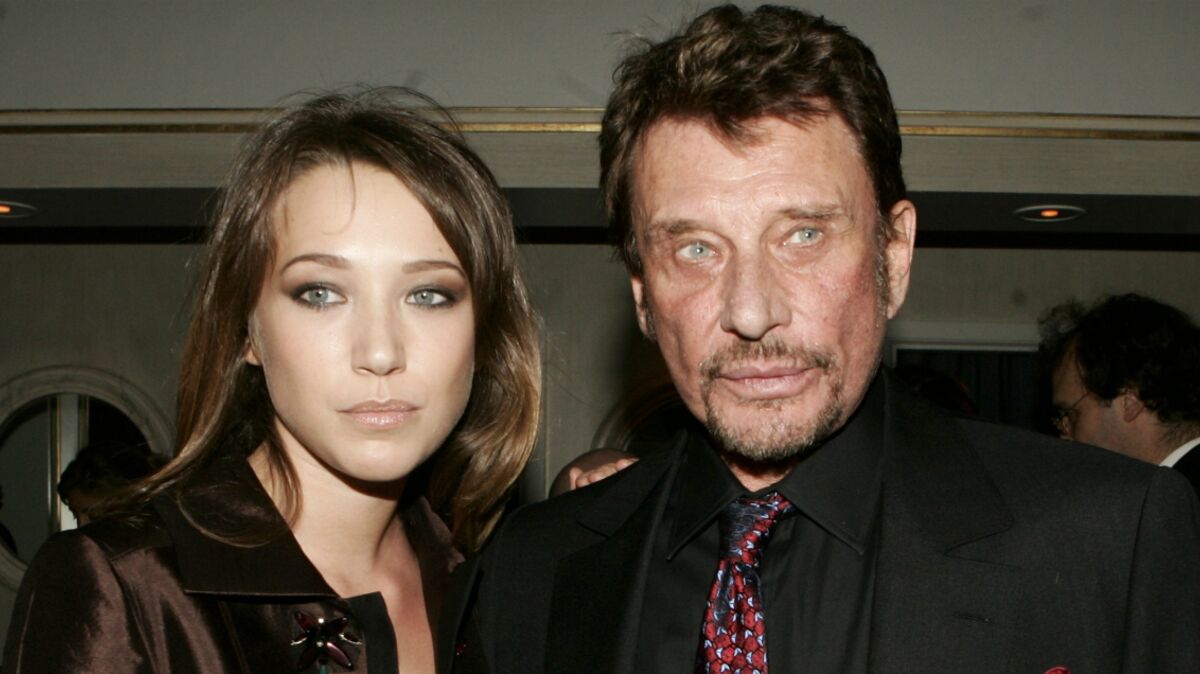 Cancer de Johnny Hallyday : le hacker de Laura Smet mis en examen : Femme  Actuelle Le MAG
