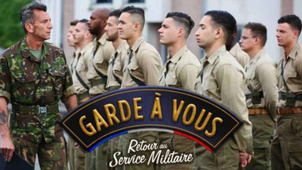 Garde à vous : "du grand n'importe quoi" pour l'armée française