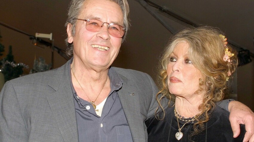 Brigitte Bardot A Alain Delon Pour Son Anniversaire Je T Aime 80 Fois Femme Actuelle Le Mag