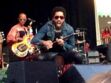 #penisgate : Lenny Kravitz craque son pantalon en plein concert !
