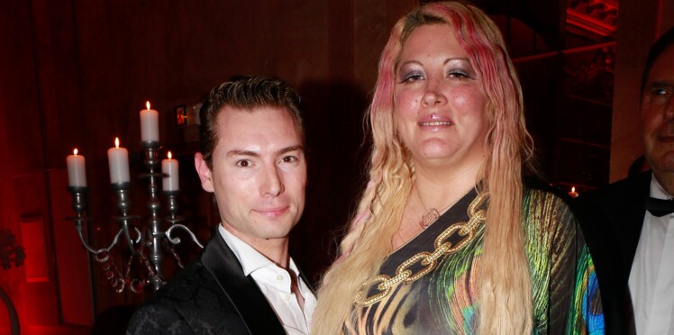 Mon ex sort avec une fille laide