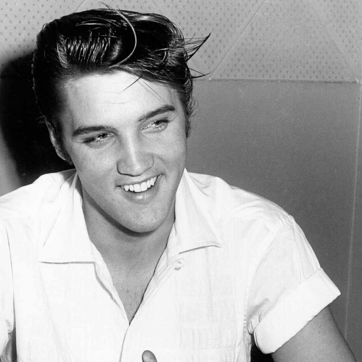 Photos - "Elvis Presley vivant" : le cliché qui affole les fans : Femme Actuelle Le MAG