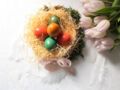 DIY de Pâques : des oeufs colorés au chocolat