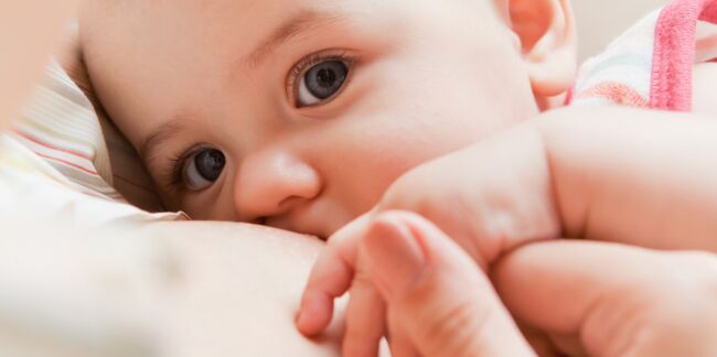 Vrai / Faux : 10 idées reçues sur l’allaitement