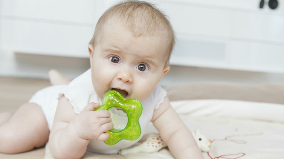 L’éveil de bébé de 3 à 6 mois : premières découvertes